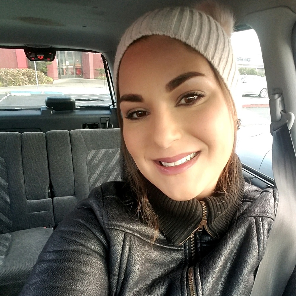 Meet your Posher, Tara